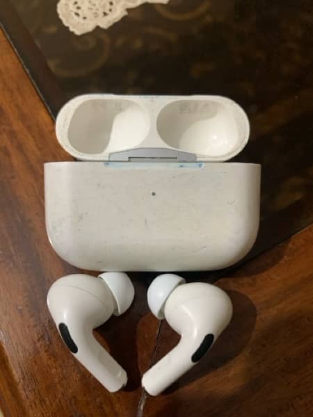 Airpods pro 4