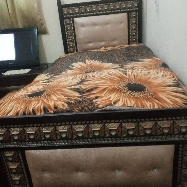 single bed used but good condition 0