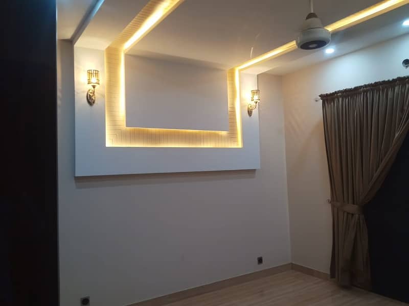10 Marla Upper Portion Available For Rent 5