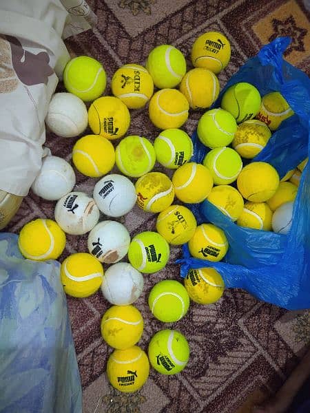 Gas Pressured Cricket Tennis Balls 1