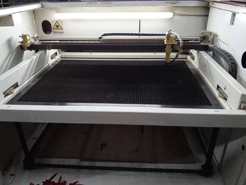 Co2 laser cutting machine 80w tube desktop size wo 24/18 1