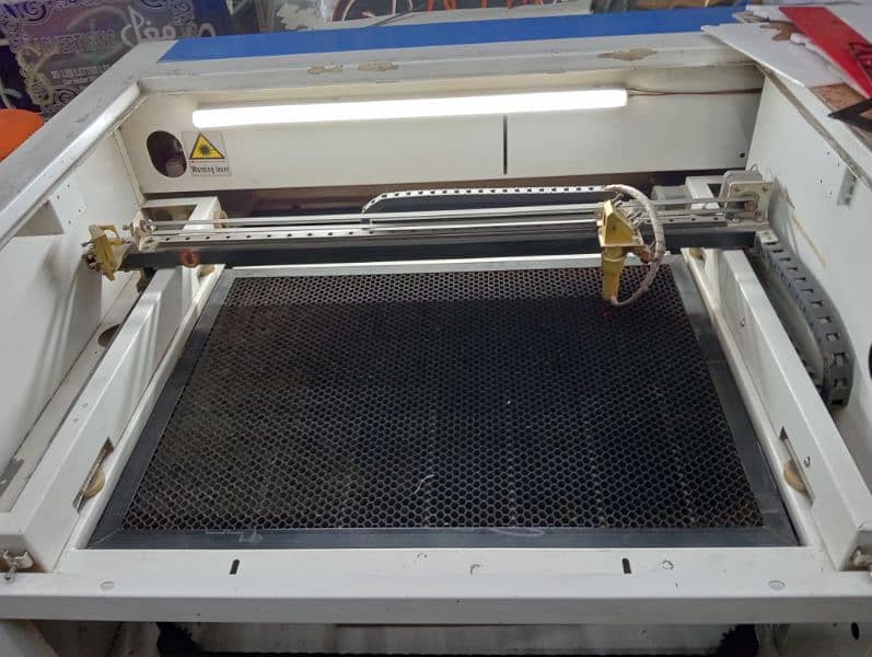 Co2 laser cutting machine 80w tube desktop size wo 24/18 3