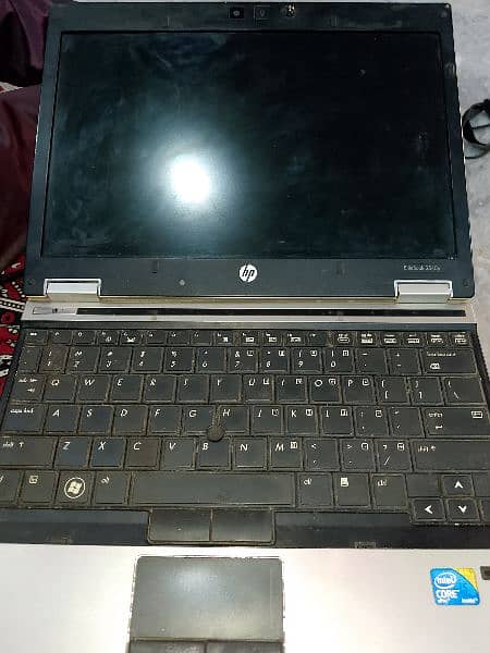 HP elite book export from sodia Arabia with camera charger with sim 0