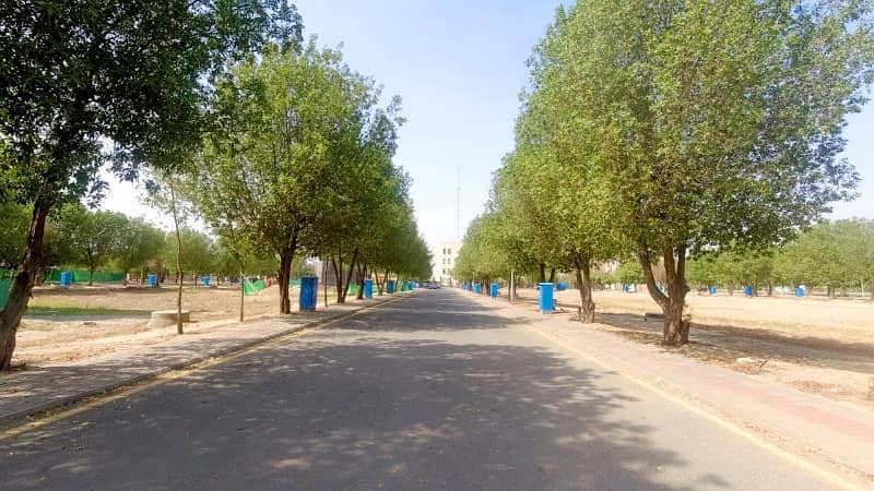 Prime Location Bahria Orchard Commercial Plot Up For sale 0