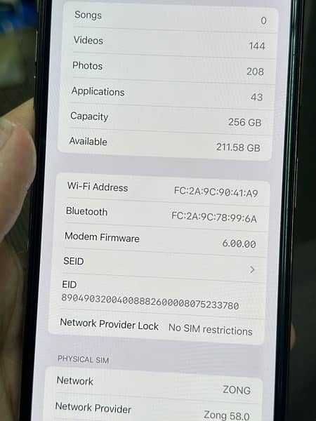 xs max and 256gb pta approved scren change and back 6