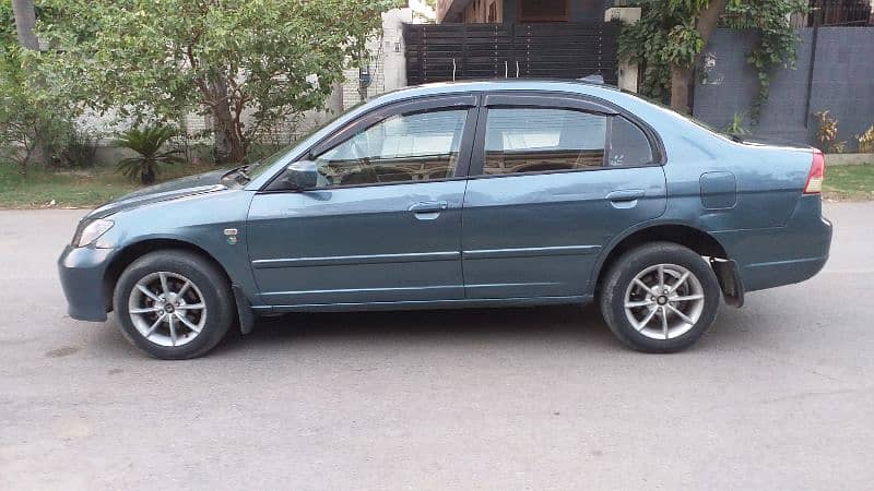 Honda Civic EXi 2004 Perfect condition Car 3