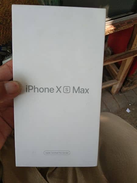 I phone xs max 2