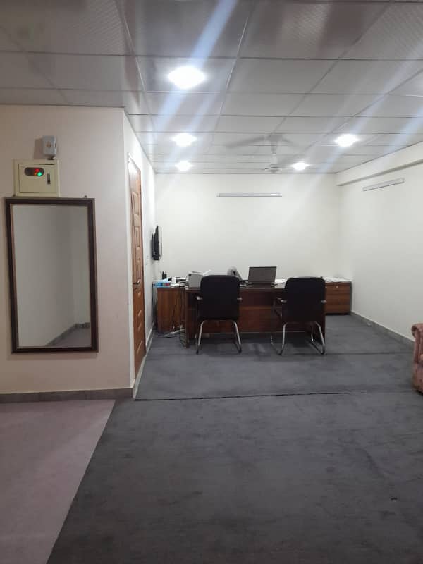 4 OFFICES 500 sq. ft FOR SALE EACH ON SAME FLOOR IN BRAND NEW BUILDING AT JAMI COMMERCIAL DHA 13