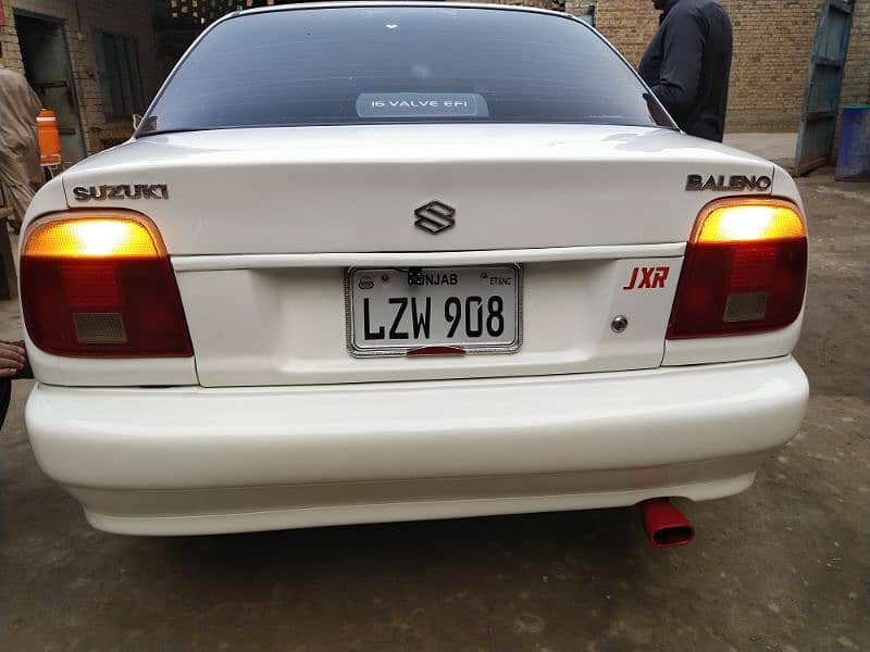 Suzuki Baleno 2005 13