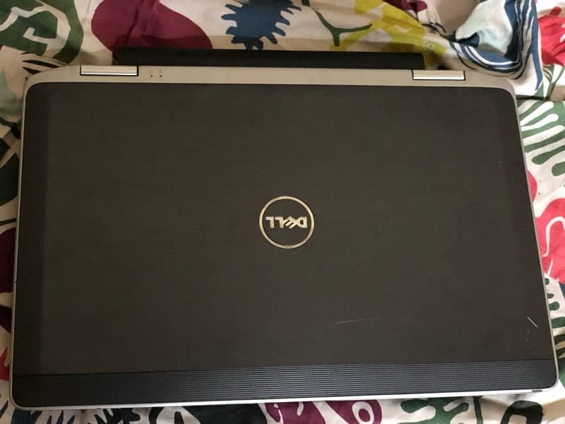 Dell laptop corei7 2gen 4GB ram and 160GB SSD 0