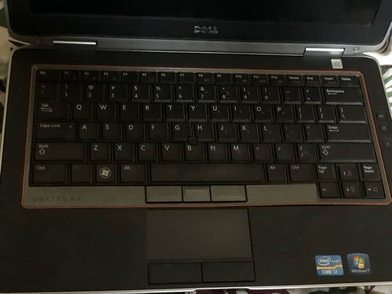 Dell laptop corei7 2gen 4GB ram and 160GB SSD 1