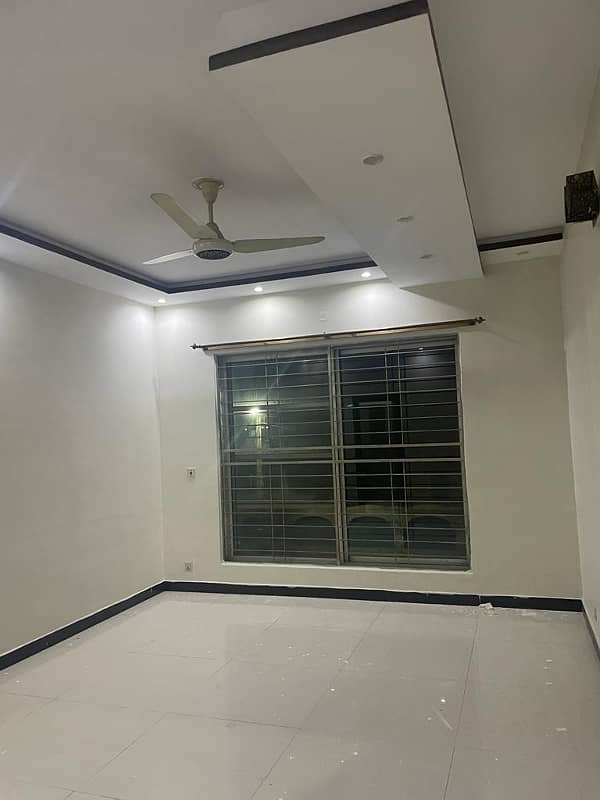 1 KINAL UPPER PORTION FOR RENT HOT LOCATION IN VALENCIA TOWN 14