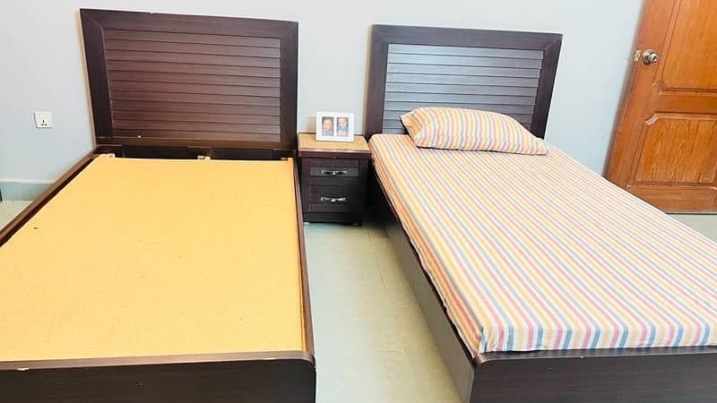 beds with matress 1