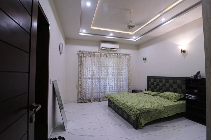 3 Beds 1 Kanal Good Location Upper Portion For Rent In Ex Park View Phase 8 9