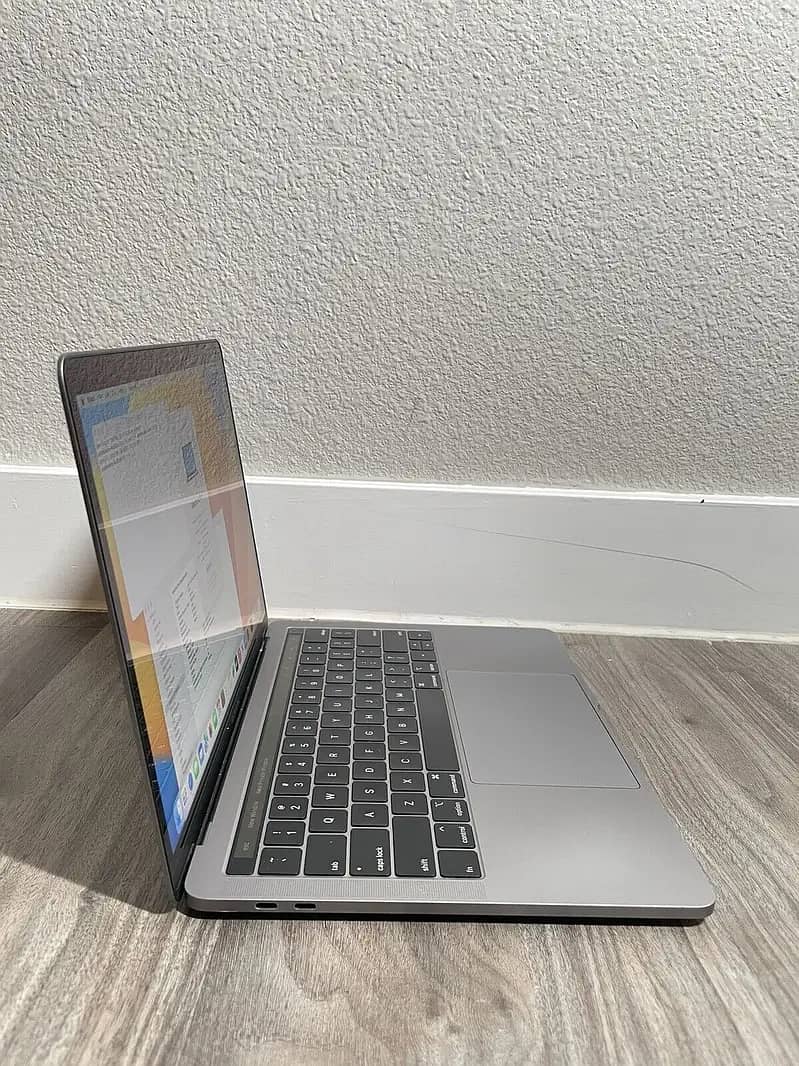 Apple MacBook Pro 2019 Core i5-8th Gen Retina 13" Inch With Touch Bar 1