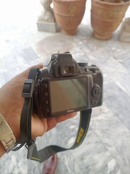 Nikon D3000 0