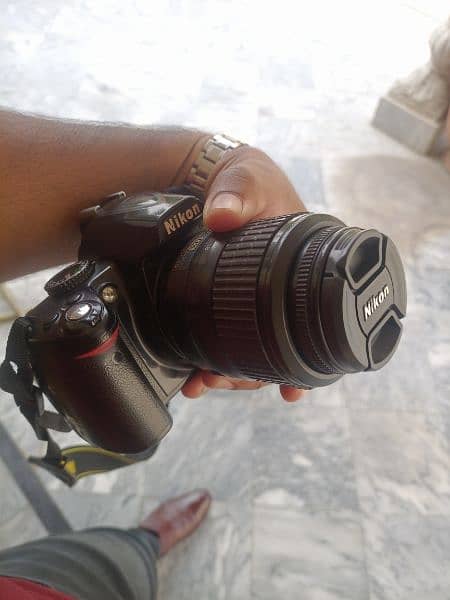 Nikon D3000 1