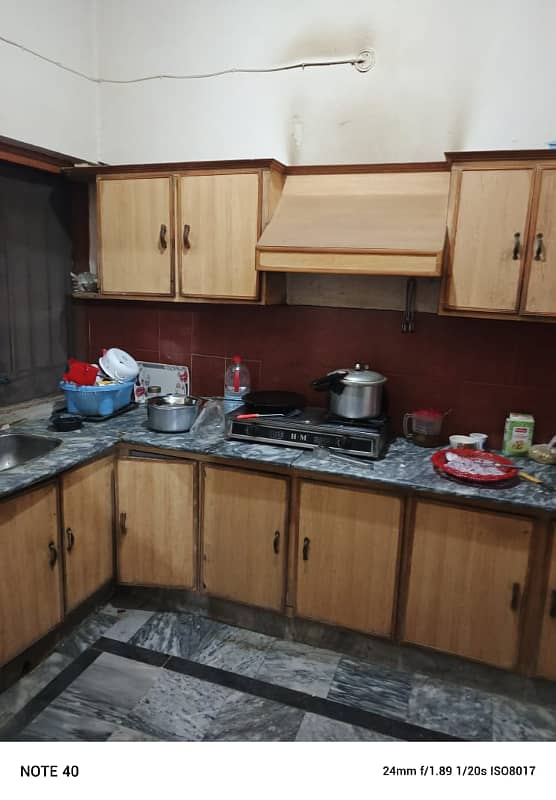 Upper portion for rent in niyazi town near misrayal road 0