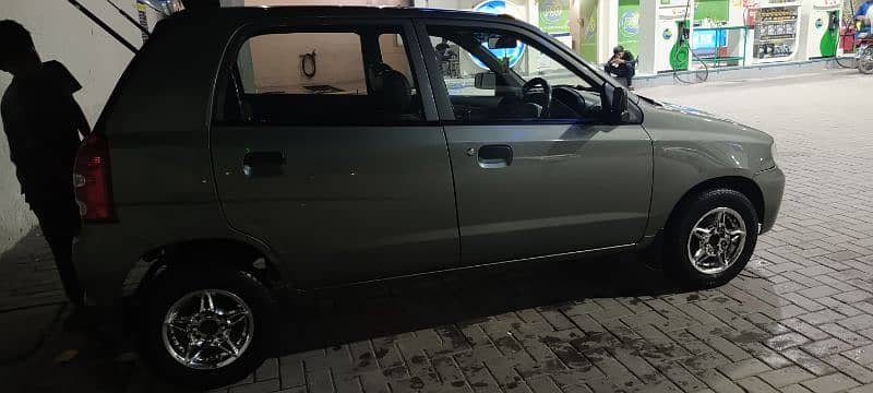 Suzuki Alto 2011 16