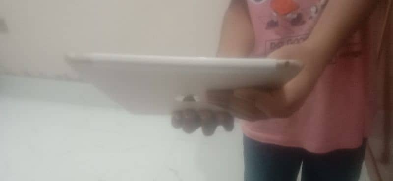 apple ipad Air 2 4