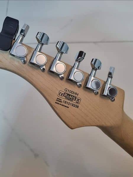 Cort G100 Electric Guitar (Indonesian) 2