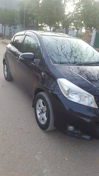 Toyota Vitz Jewela 2011-2015 3