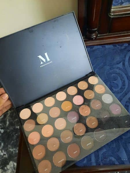 MORPHE eyeshadow palette imported 1