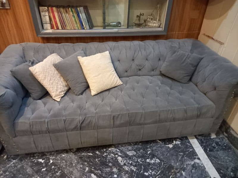 sofa set 1 year used 2