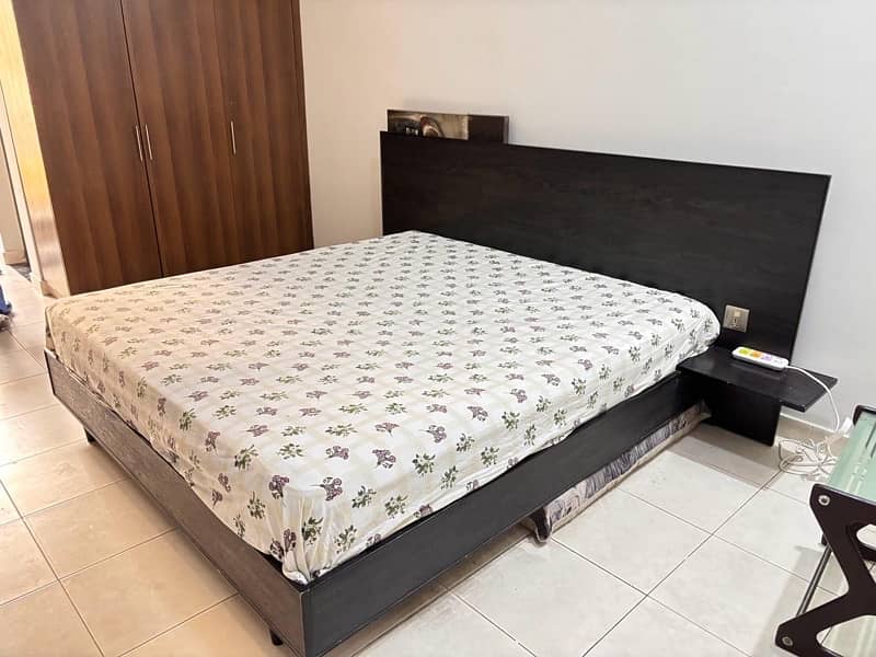 Habbit  used , wooden king size  bed and spring  mattress 7