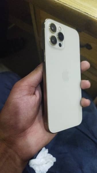 iphone 12 pro max 256GB PTA approved 1