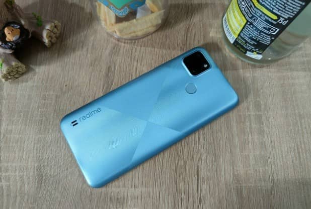 Realme C21Y 1