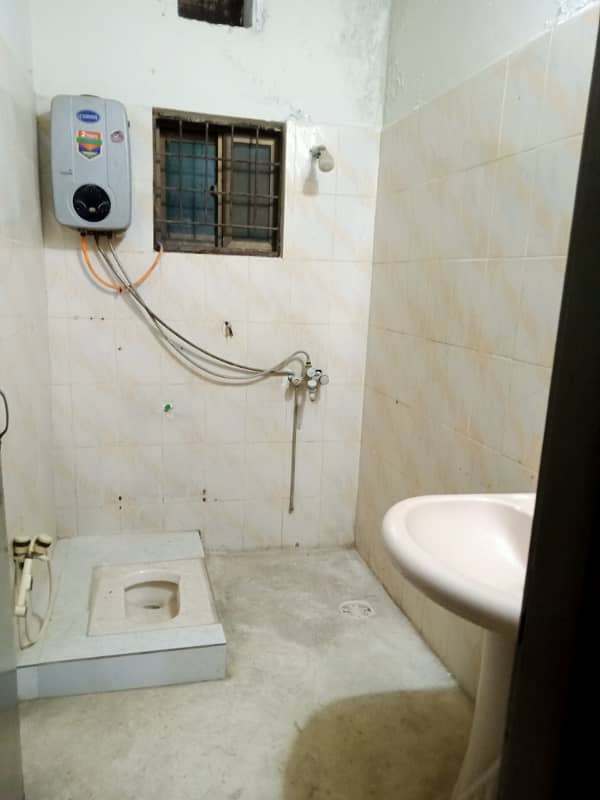 5 Marla Neat Lower Portion For Rent In Alfalah Near Lums Dha Lhr 2