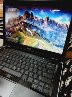 Laptop (DELL LATITUDE E7440)