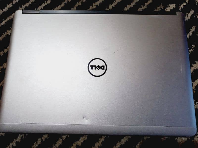 Laptop (DELL LATITUDE E7440) 1