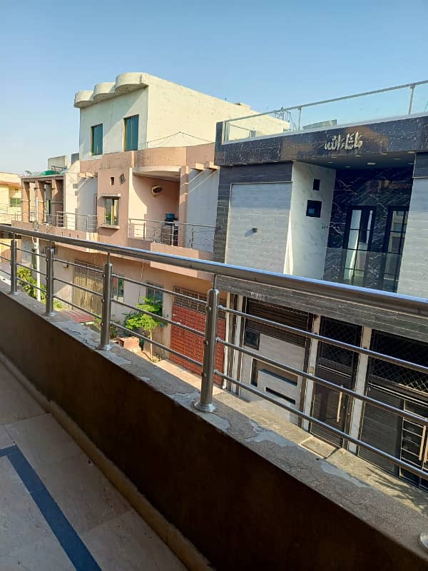8 marla first floor portion for rent , Lahore medical housing sheme phase 1 main canal road Lahore 3