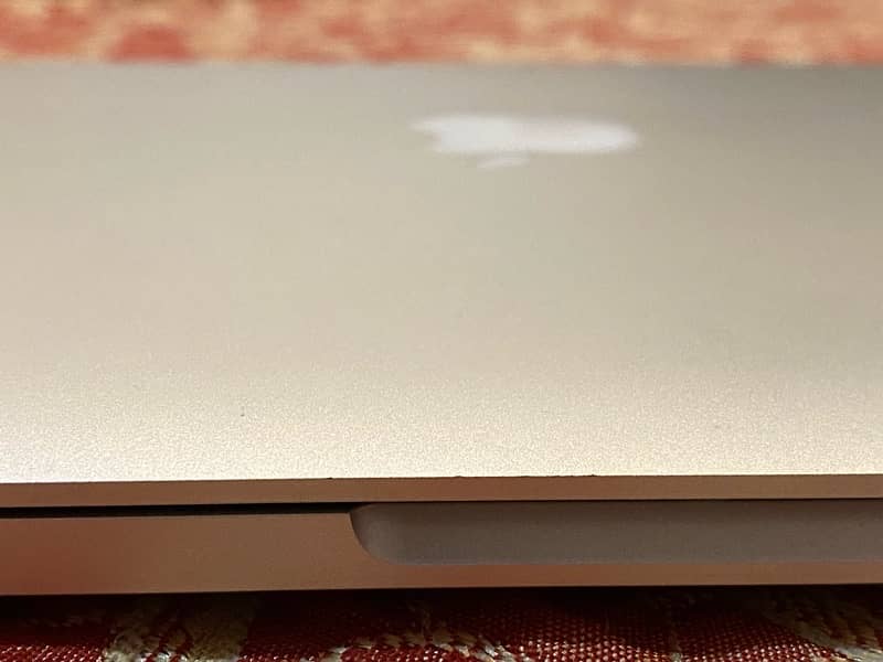 Apple MacBook Pro (Core i7) 16gb/256gb 4