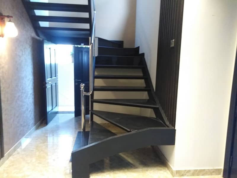10 Marla Owner Used Best House For Sale In Overseas B Block Bahria Town Lahore 25
