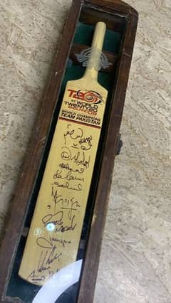 all cricketers signature