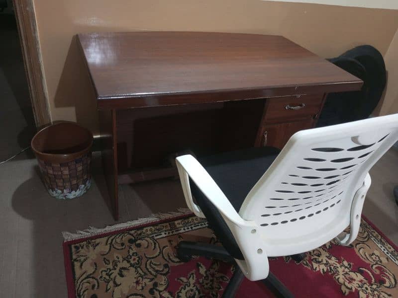 Office wooden table for sale 0