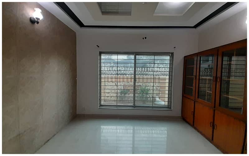 One Kanal Upper Portion for Rent in DHA Phase 5 4