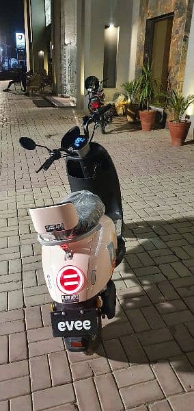 evee scooty for sale 1
