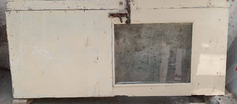 Door in original condition 0