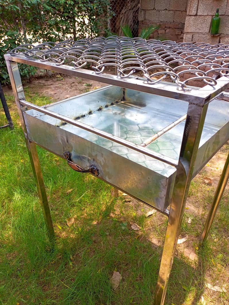 18 gauge Stainless steel BBQ stand 0