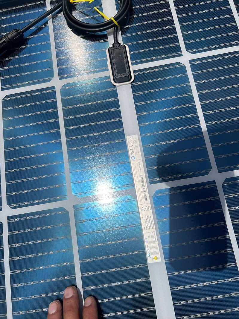 Longi Solar / Jinko Solar / Solar Panels / Solar System 1