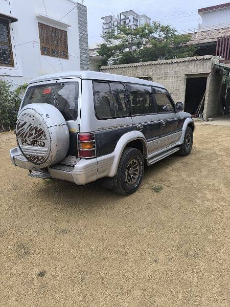 Mitsubishi Pajero 1993 3