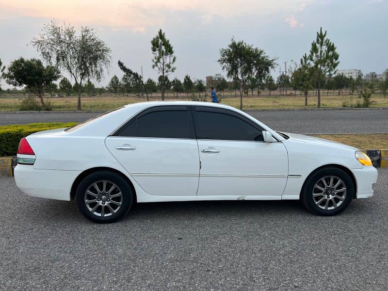 Toyota Mark II 2.5 12