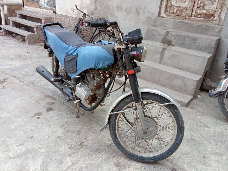 Used UD 125 Motorcycle for Sale 1
