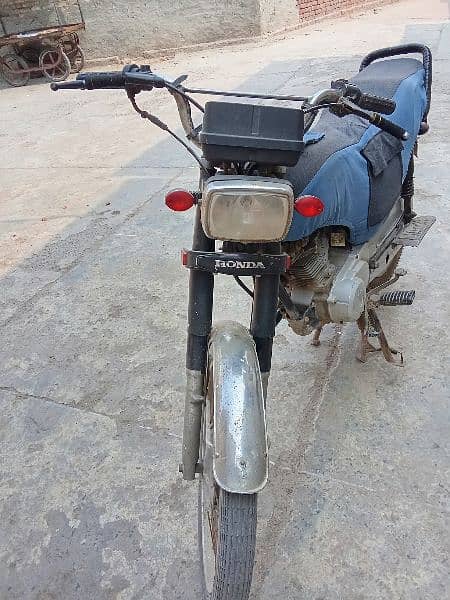 Used UD 125 Motorcycle for Sale 3