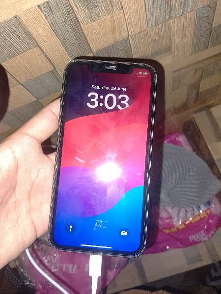 iPhone 11 waterpack phone 10by 10 condition 1