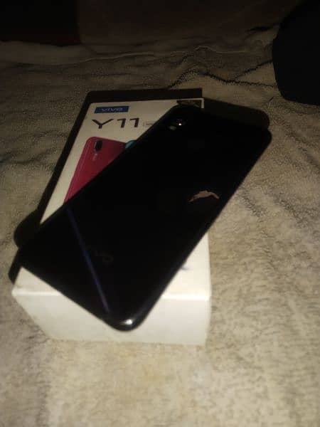 VIVO Y11 3GB 32GB MEMORY WITH ORIGINAL BOX 0